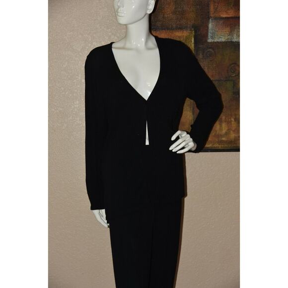 Eileen Fisher Designer Sophisticated Pant and Blazer Set - Picture 4 of 10